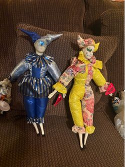 Sugar loaf clowns dolls.