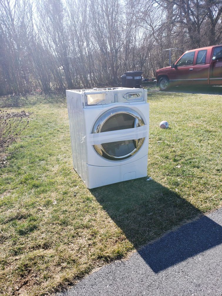 Clothes washer free for scrap