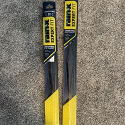 Set of 2 Rain-X Expert Fit Winshield Wiper Blades. C-19-3 and C-24-4. NOS. 