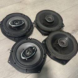 4 Pioneer Car Speakers 
