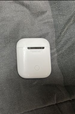 Apple Lightning Charging Case for AirPods 1st/2nd Gen