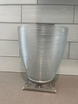 Glass trashcan for bedroom or bathroom