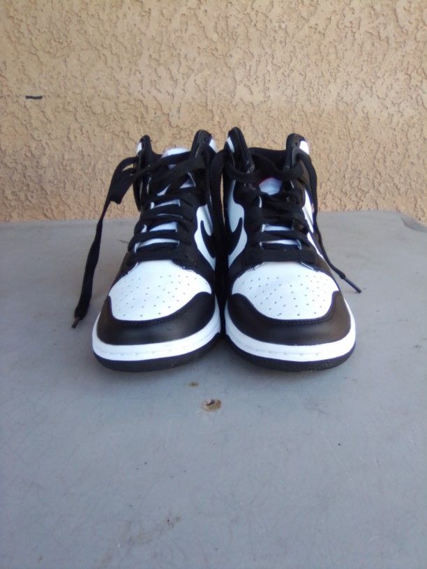 Nike Shoes 