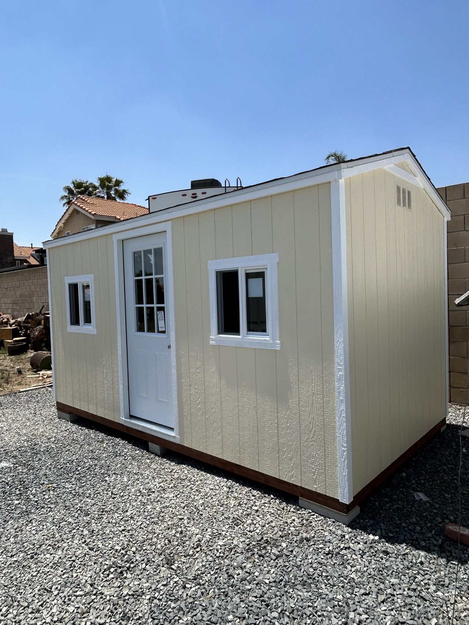 Shed 8x15x8