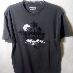 Men's Levi's T-shirt Size 2XL