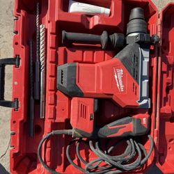 Milwaukee Sds Max Hammer Drill 