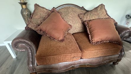 2 Sofas Set – $600 (Urgent Sale)