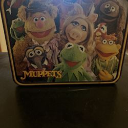 VINTAGE LUNCH BOX TIN  1979 MUPPETS 