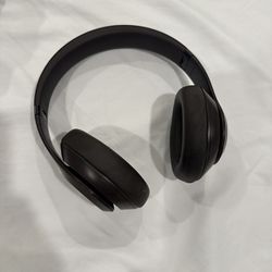 Beats Studio Pro Bluetooth Wireless Headphones - Deep Brown