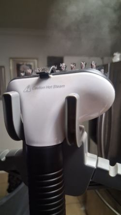 Salav clothe steamer