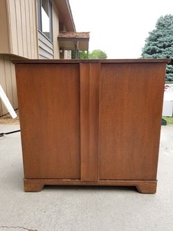 Mid century cabinet