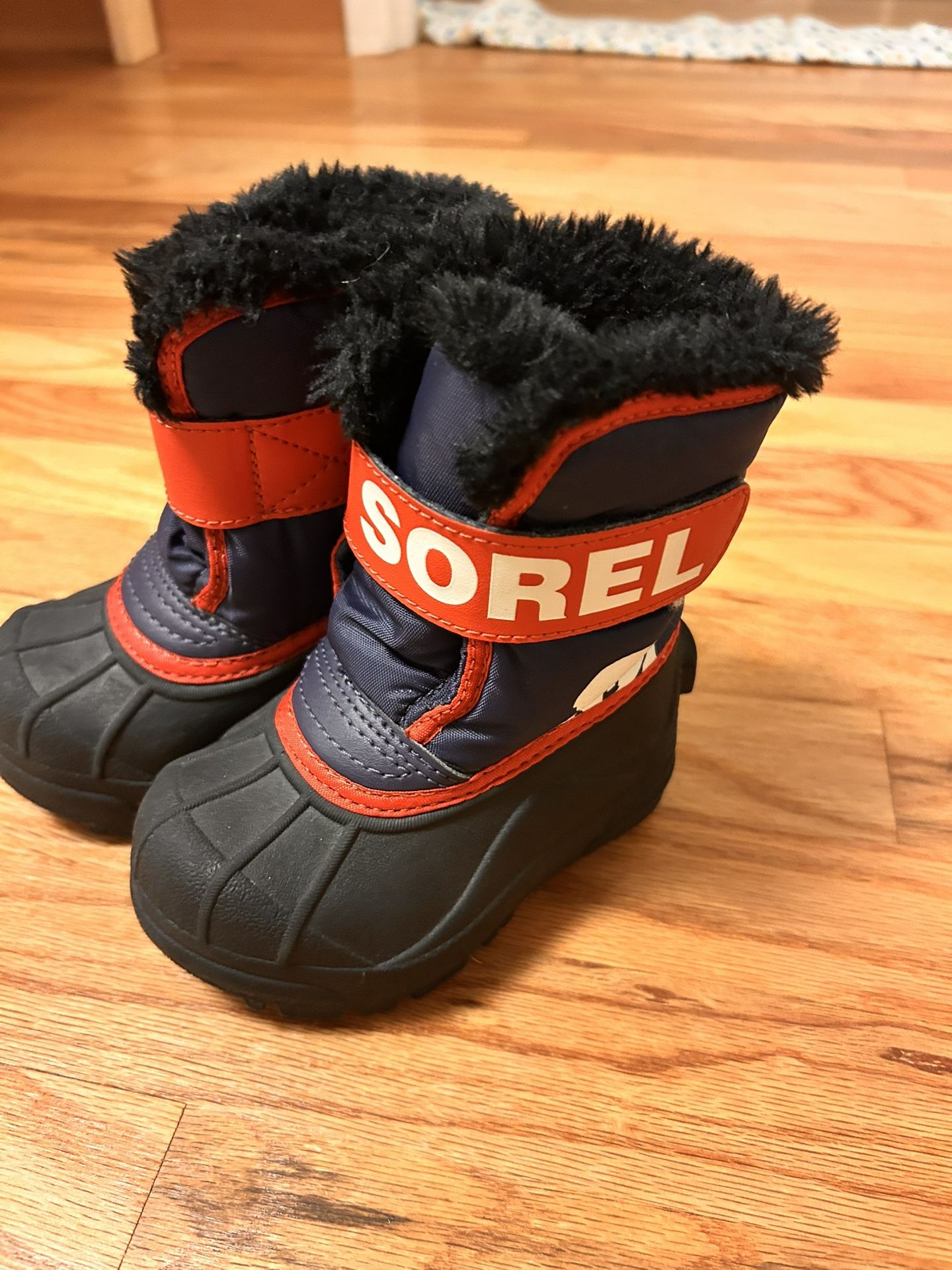 6T Sorel Snow Boots