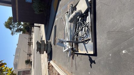 Free Metal !! Pick up anytime today