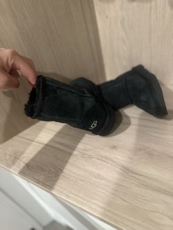 brand new toddler uggs boots size 9c black
