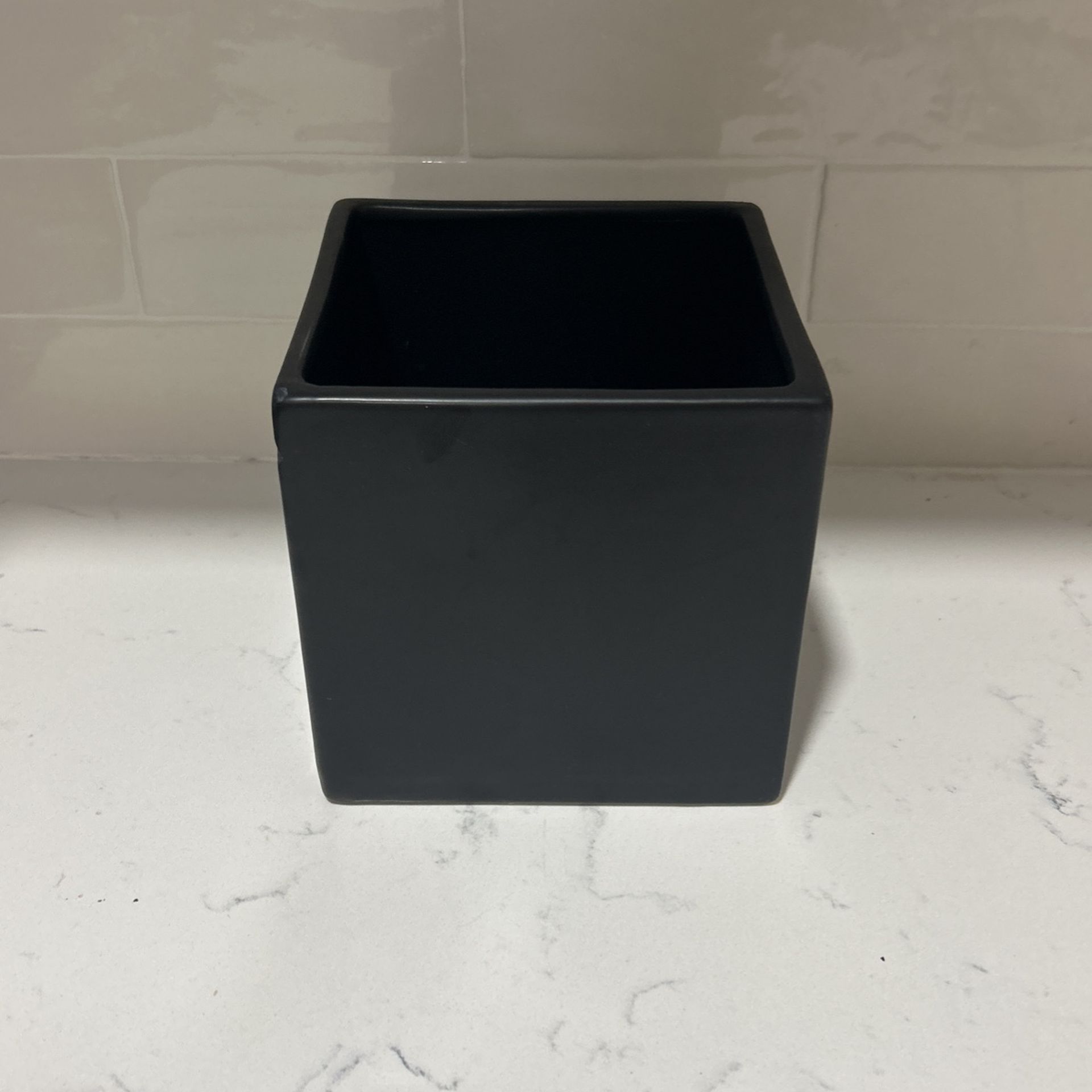 Heavy Duty Flower Vase