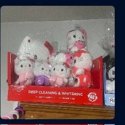 Plushies And Keychain 