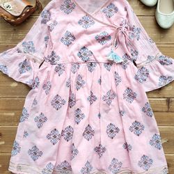SIZE 9-10 GIRLS THREE-QUARTER BELL SLEEVES SURPLICE NECKLINE A-LINE COTTON DRESS