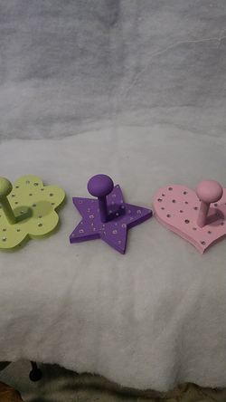 Girls clothing hooks $10.00