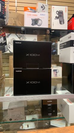 FujiFilm X100VI black