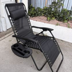 Zero Gravity  lounge chair with pillow and cup holder