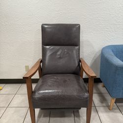 Leather Recliner 