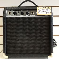 Fender SP10 22 Watts Guitar Amp 