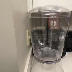 Juice fountain