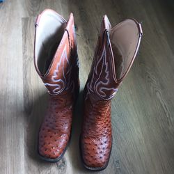 Boots ROPER Size 8.5