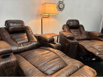 Luxury Home Theater Recliner Set – Eric Church “Highway to Home” Collection