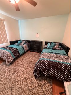 Twin bed sets with 2 dressers