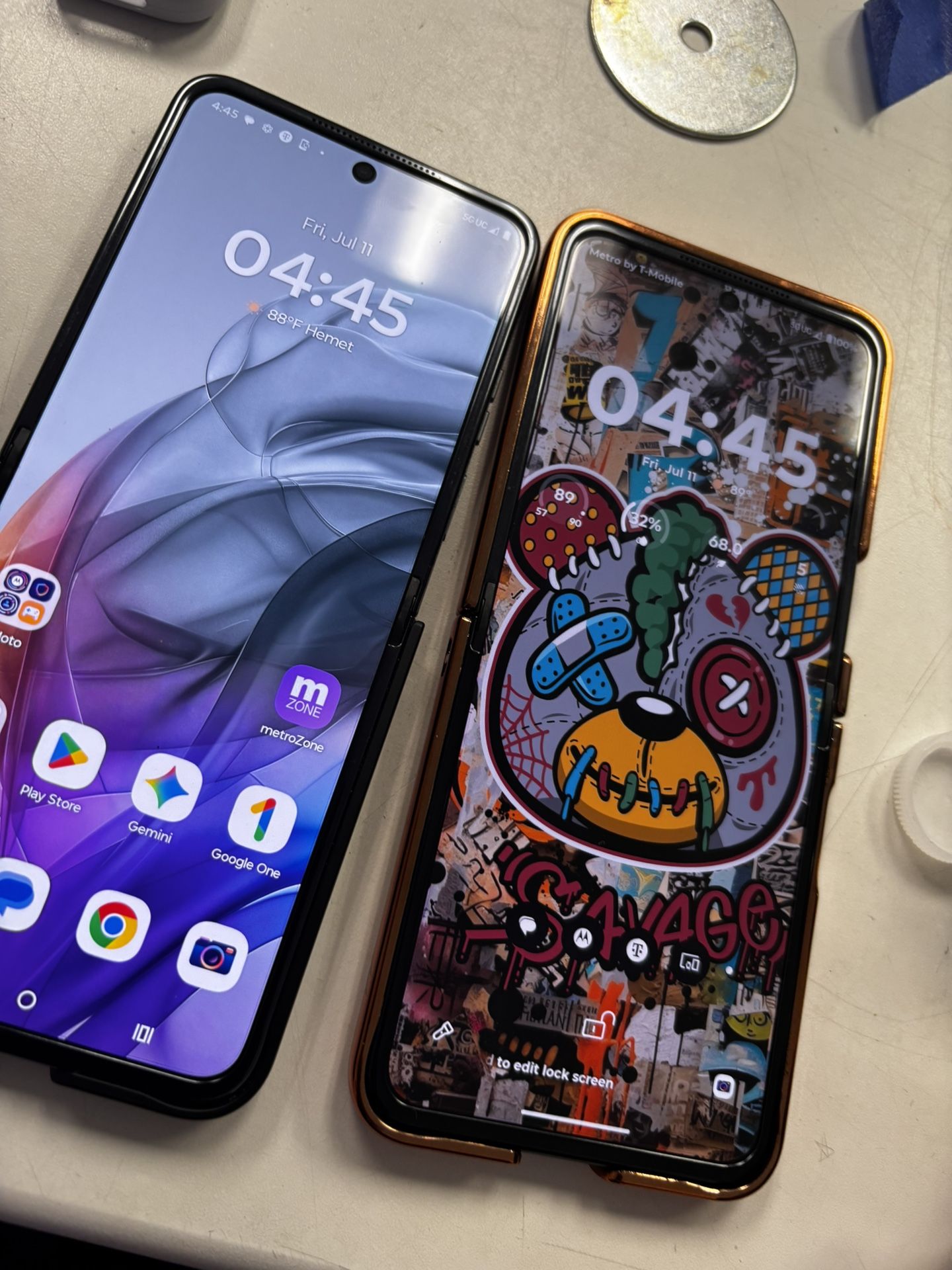 Motorola Razr 256