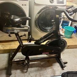 Spinner Star Trac Exercise Bike