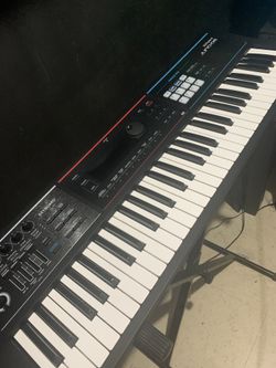 JUNO DS 61 (BRAND NEW)