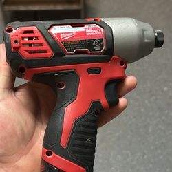 Milwaukee Impact 1/4