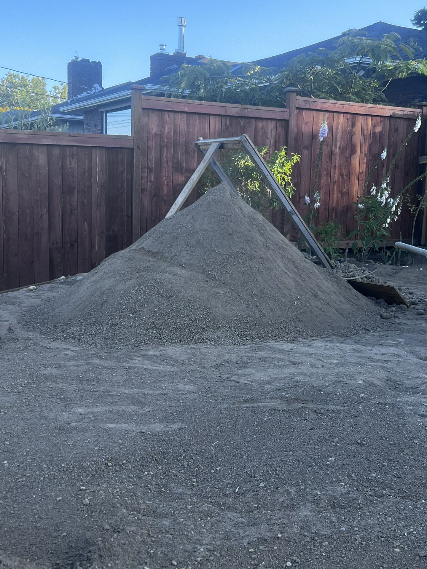 Free Screened Dirt