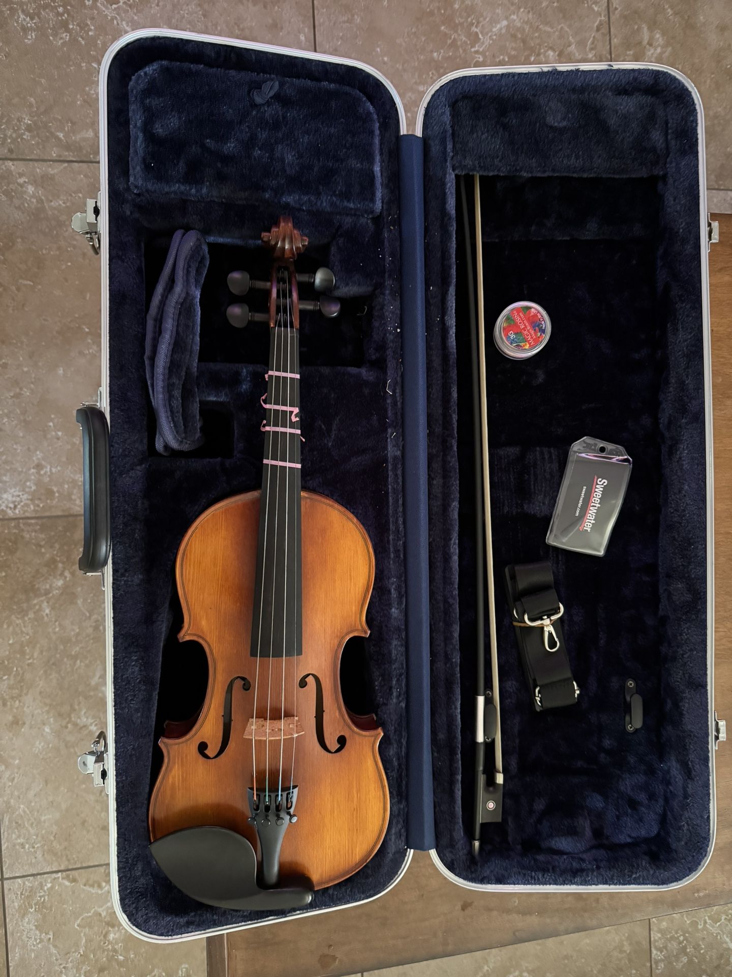 Revelle Violin