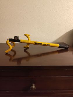 The Club Twin Hooks Steering Wheel Lock