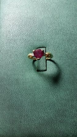 Alexandrite & Diamond Yellow Gold Ring