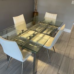 Dining Table and 4 Chairs