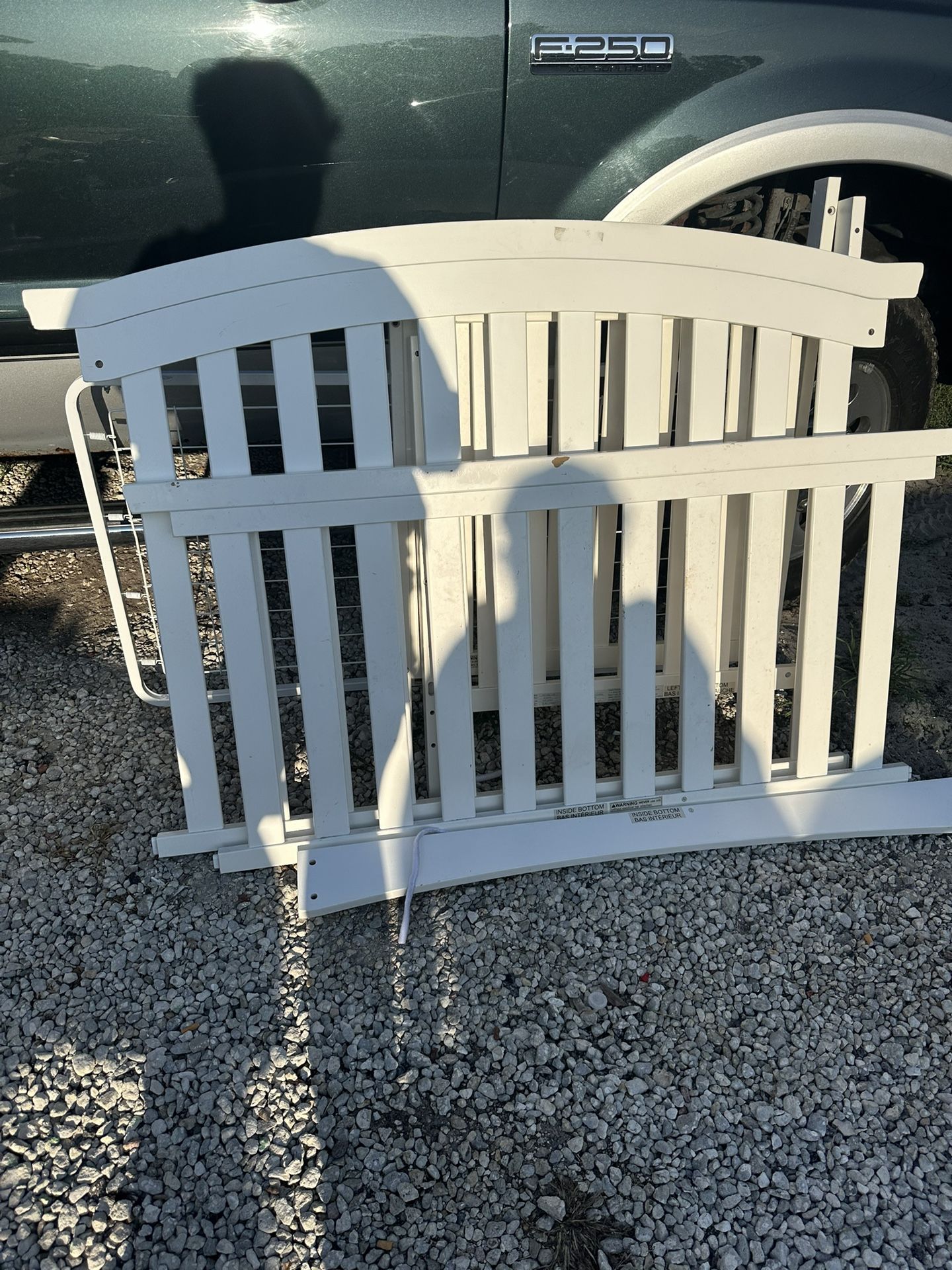 Baby crib