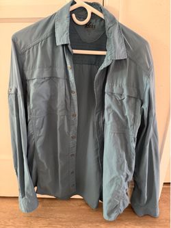 REI Co-op Shirt Mens Small Blue Long Sleeve Button Hiking Quick Dry Outdoor