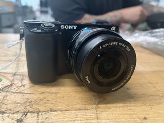 Sony A6000 Digital Camera