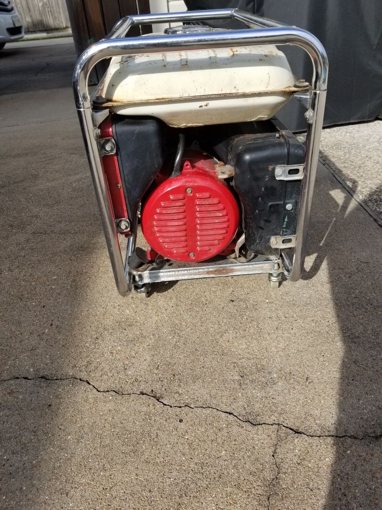 Honda EM3000 watt Generator for Sale in Cypress, TX OfferUp