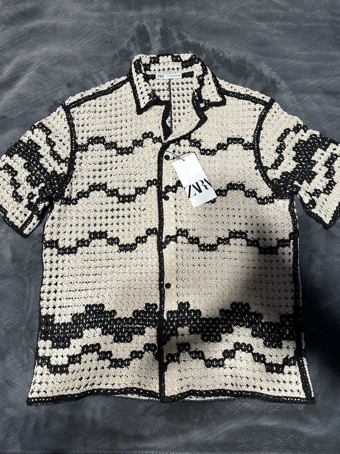 ZARA Men’s Crochet Button Up Shirt Size M