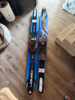 Obien water sport skis blue. Celebrity.