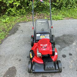 Like New Troybilt Self Propelled Mower with Weedeater 