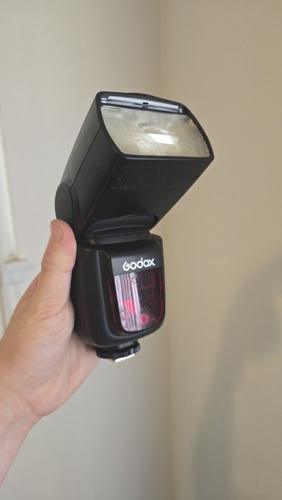 Godox V860iic Flash For DSLR