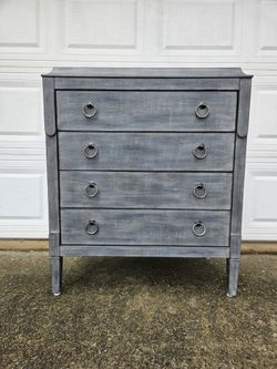 Hooker Furniture Accent Chest Of Drawers / Dresser