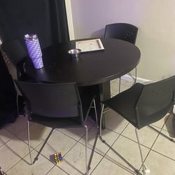 Dining Table With 2 Chairs