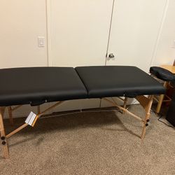 Full Size Portable Massage Table Sturdy And Clean